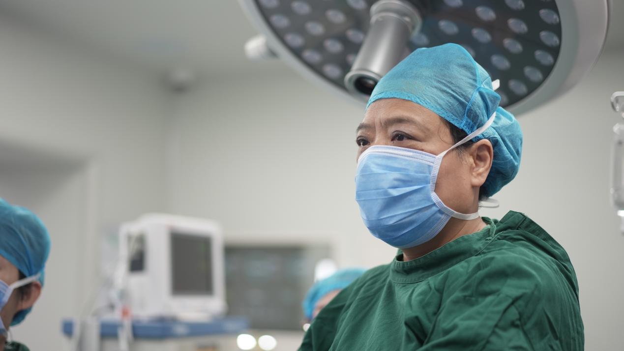 输卵管性不孕，北京花生医院输卵管专家团：这些人盲目断送了自怀的机会！